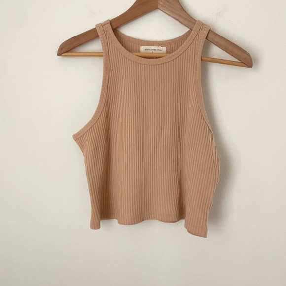 VIENS AVEC MOI TIMELESSLY TOP - TAN LARGE - Picture 2 of 4